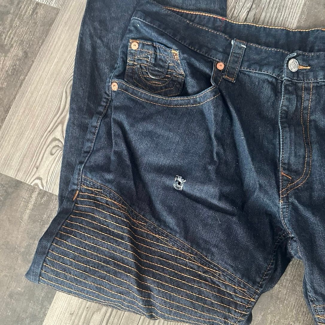 True Religion mens true religion detailed dark dark blue denim jeans Size US 44 / EU 60 - 2 Thumbnail