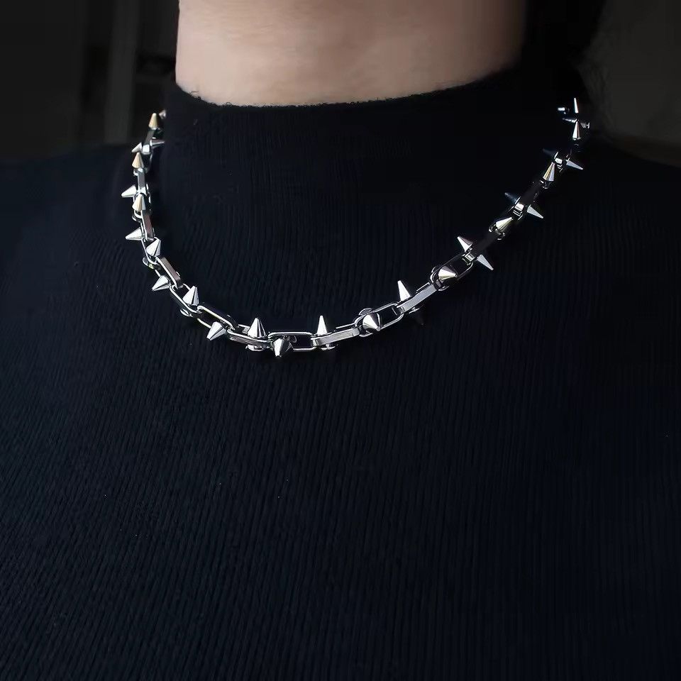 Jewelry Stud Rivet Chain Necklace Size ONE SIZE - 1 Thumbnail