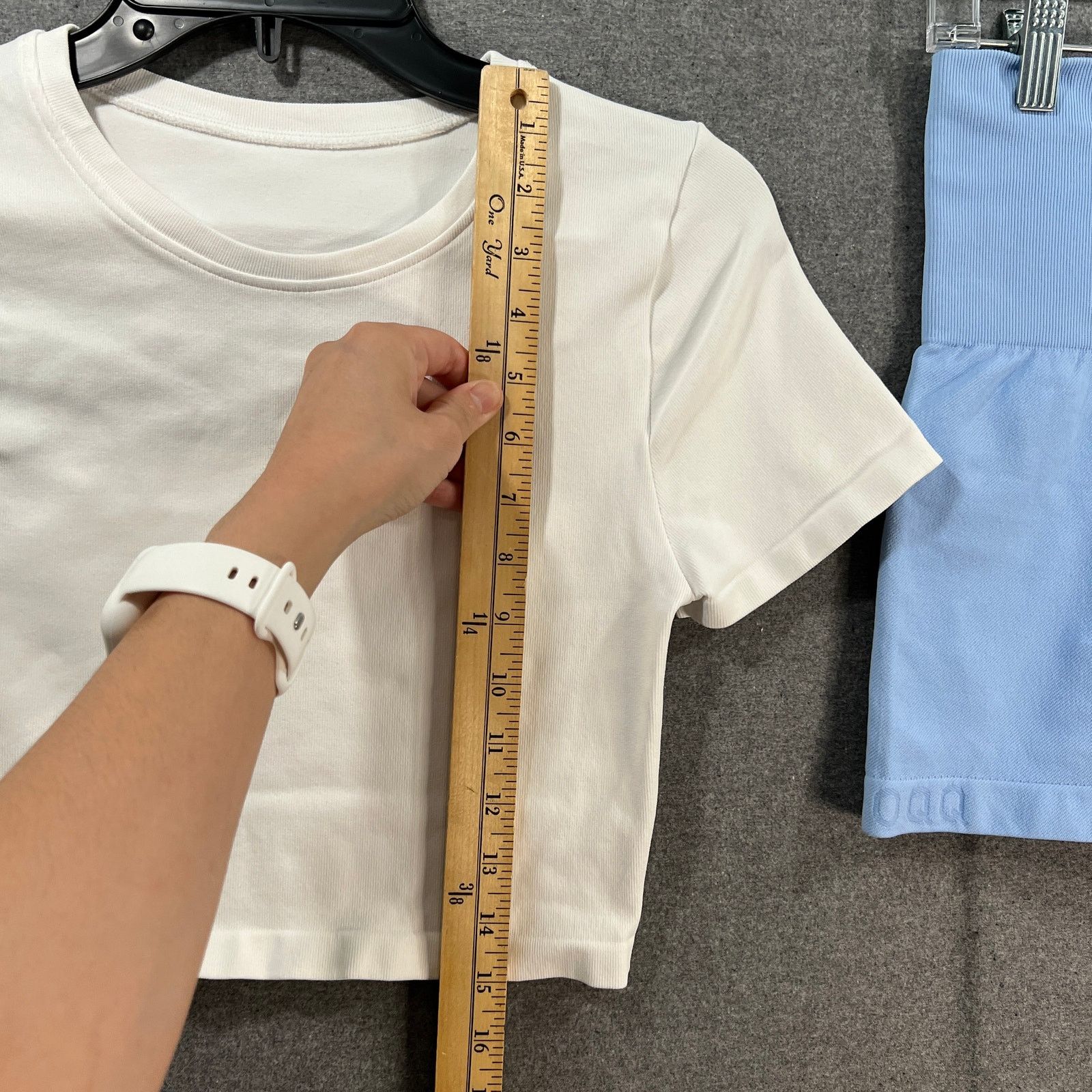 Other OQQ Workout 2 PC White Crop Top Size M and Blue Short Size L Size L / US 10 / IT 46 - 2 Thumbnail