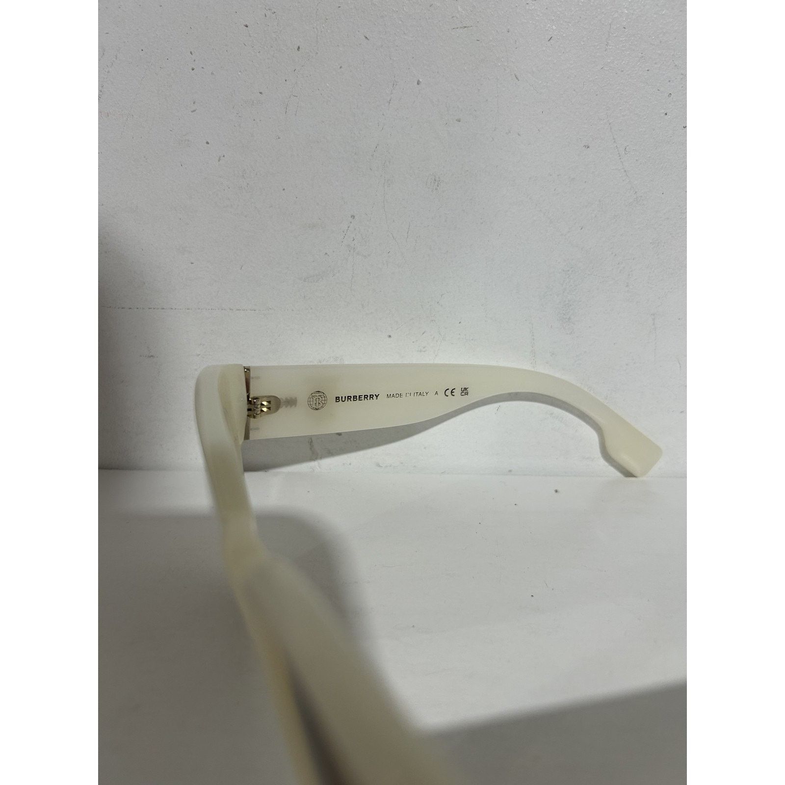 Burberry BURBERRY MEADOW SHADES NEW Size ONE SIZE - 2 Thumbnail