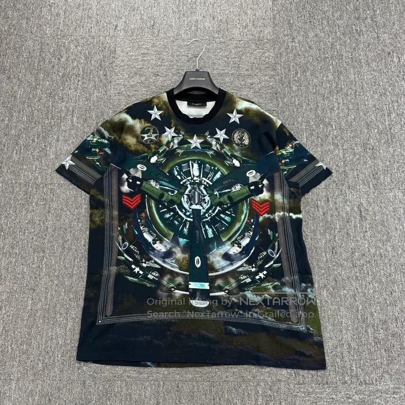 Givenchy Givenchy Plane Print Short Sleeve Size US XXS / EU 40 - 1 Thumbnail
