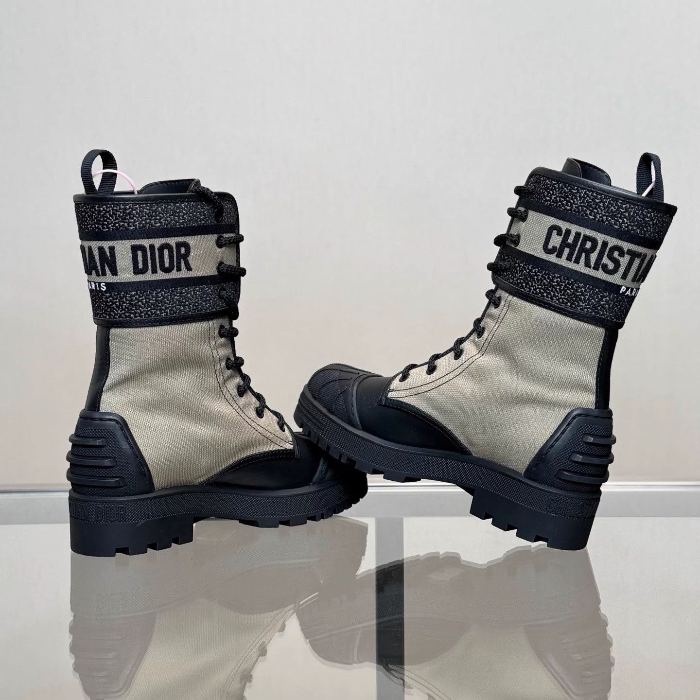 Dior Dior D-Major khaki colorblock short boots wmn 36 Size US 5 / IT 35 - 6 Thumbnail