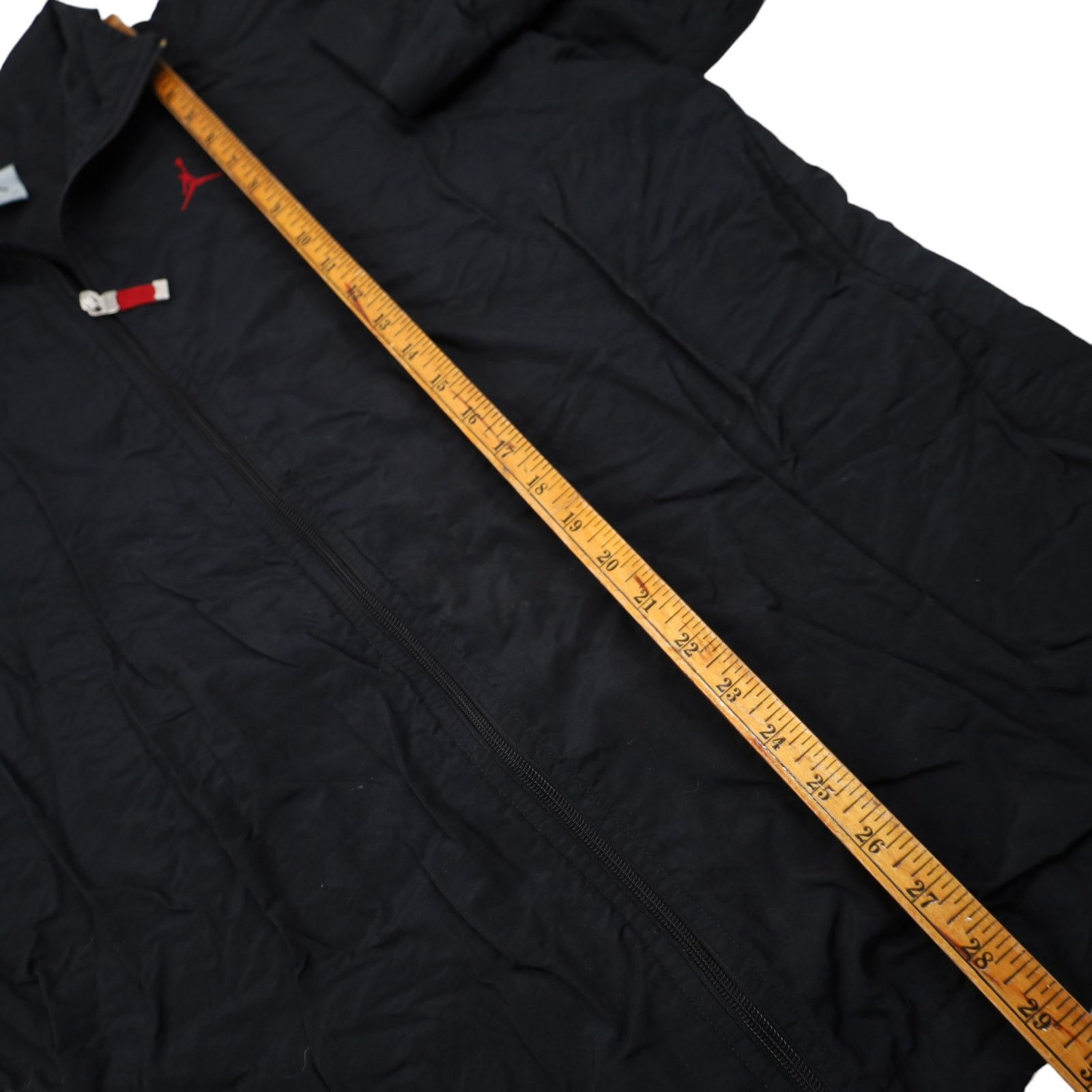 Jordan Brand × Nike × Vintage Vintage Nike Air Jordan Bred Spellout Windbreaker Jacket Size US XL / EU 56 / 4 - 7 Thumbnail
