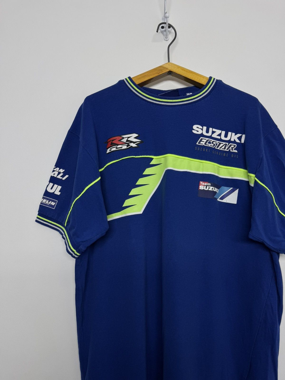 Vintage Vintage Y2k Suzuki Racing Big Logo T Shirt Size US M / EU 48-50 / 2 - 8 Thumbnail