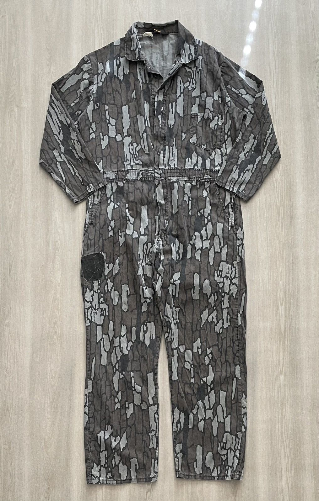 Vintage Vtg 80s TREBARK Camo Coveralls Hunting USA sz XL *distressed Size US XL / EU 56 / 4 - 2 Thumbnail