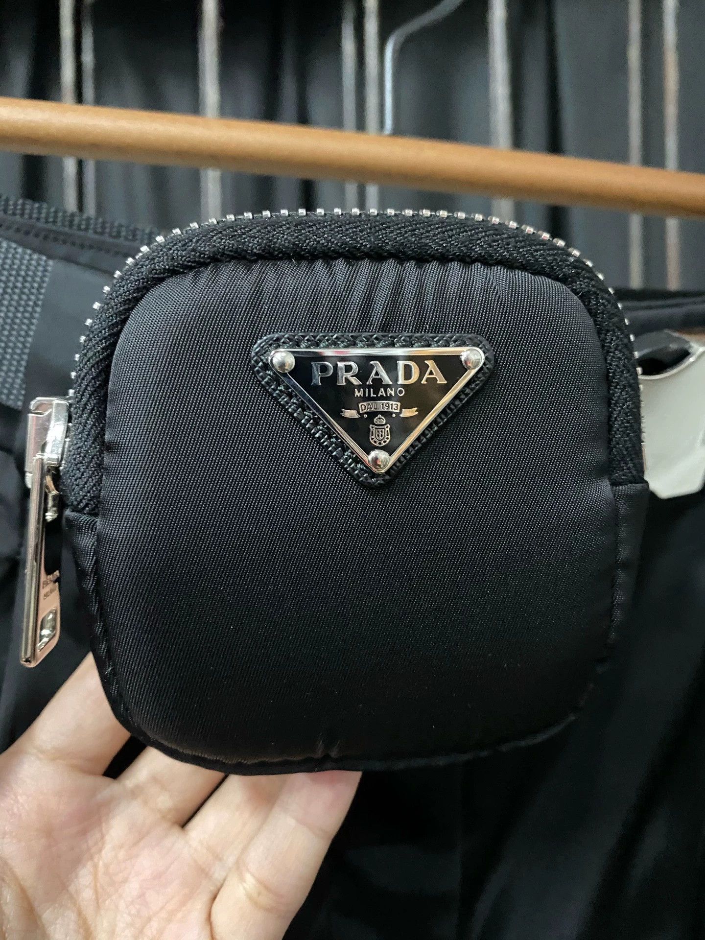 Prada Prada Triangle Bag Shorts Size: 42 Size US 26 / EU 42 - 5 Thumbnail