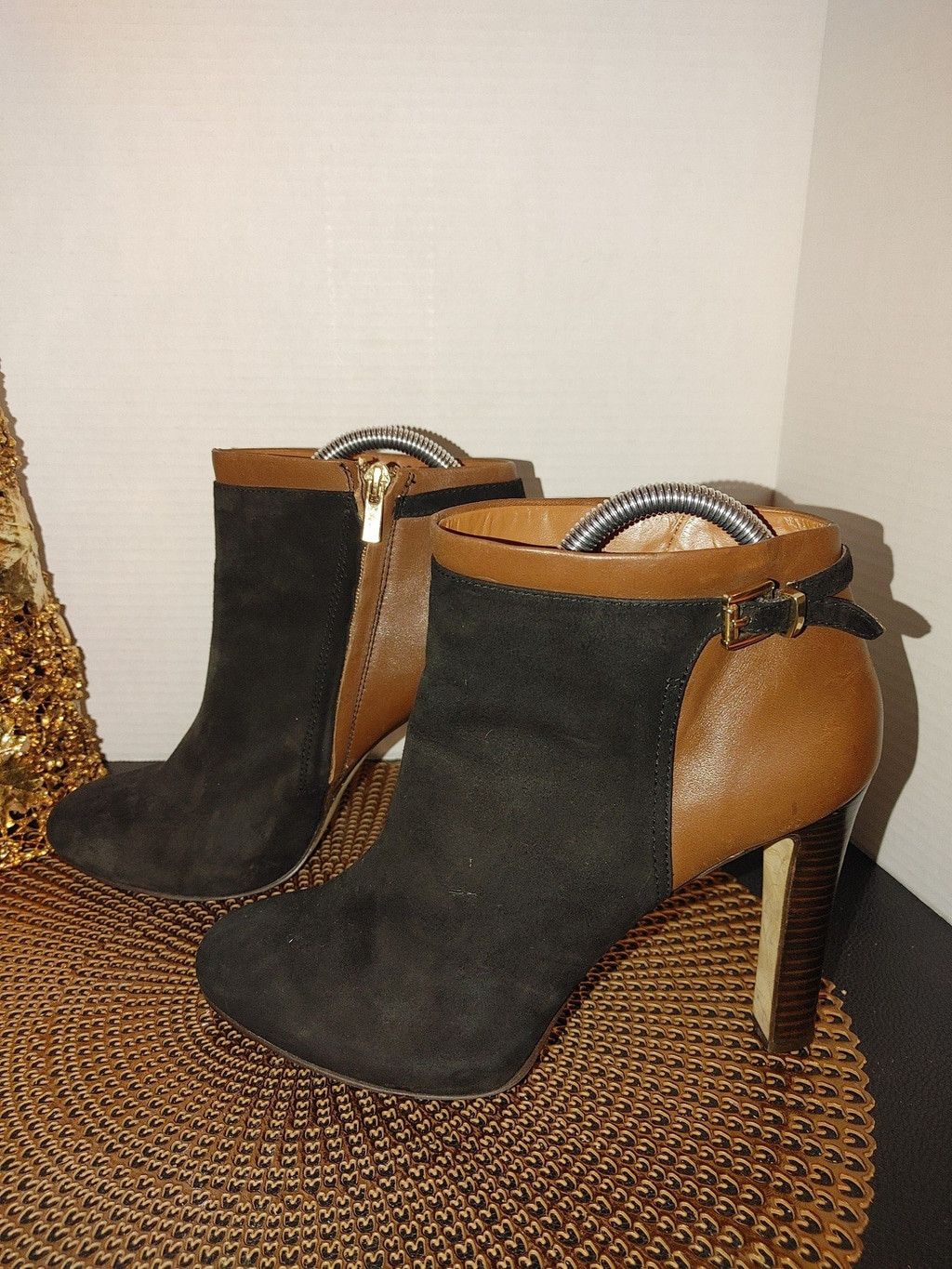 Banana Republic Banana Republic Heeled Booties Size 10M Size US 10 / IT 40 - 1 Thumbnail