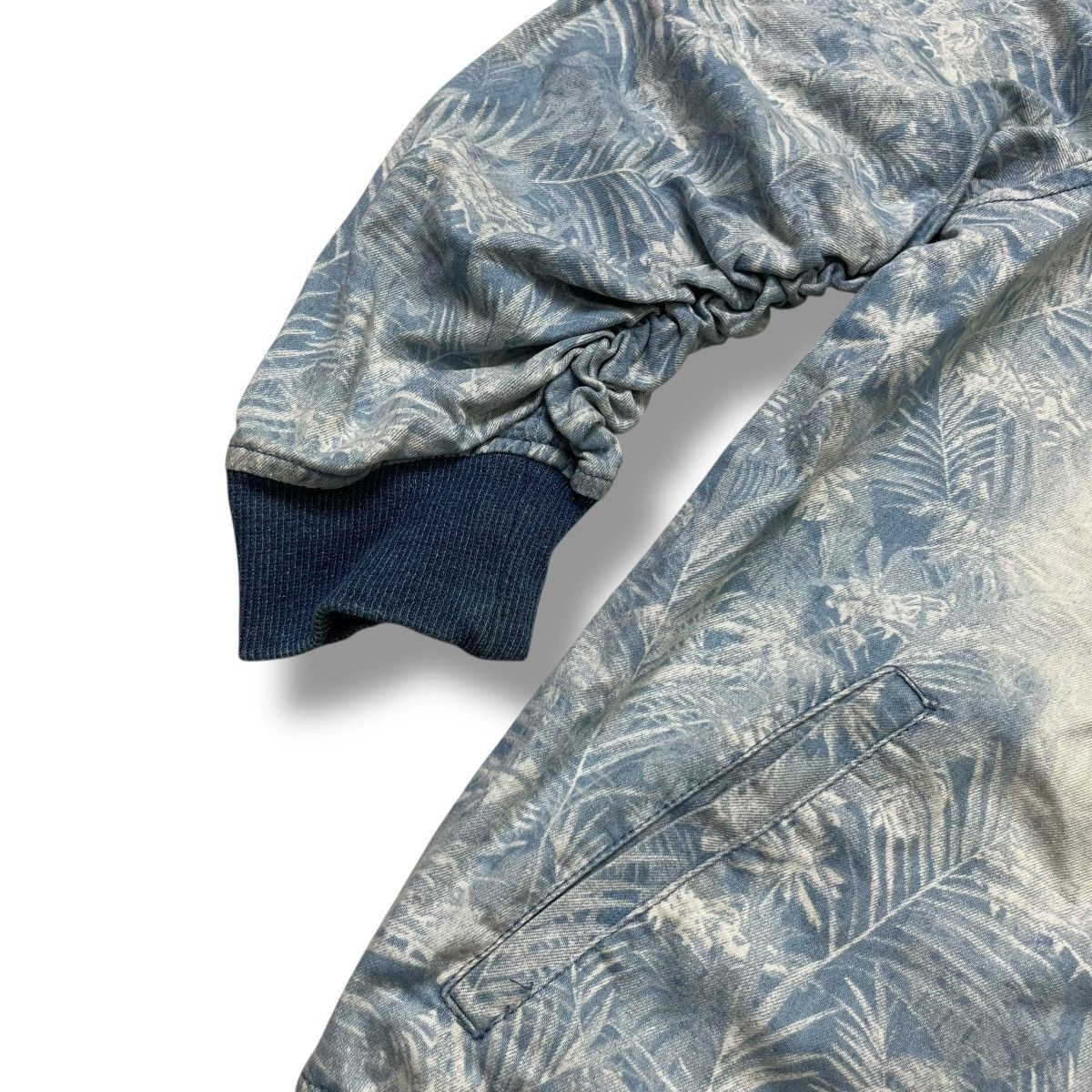 In The Attic In The Attic Tropical Print Avant Garde Bomber Jacket Size M Size US M / EU 48-50 / 2 - 4 Thumbnail