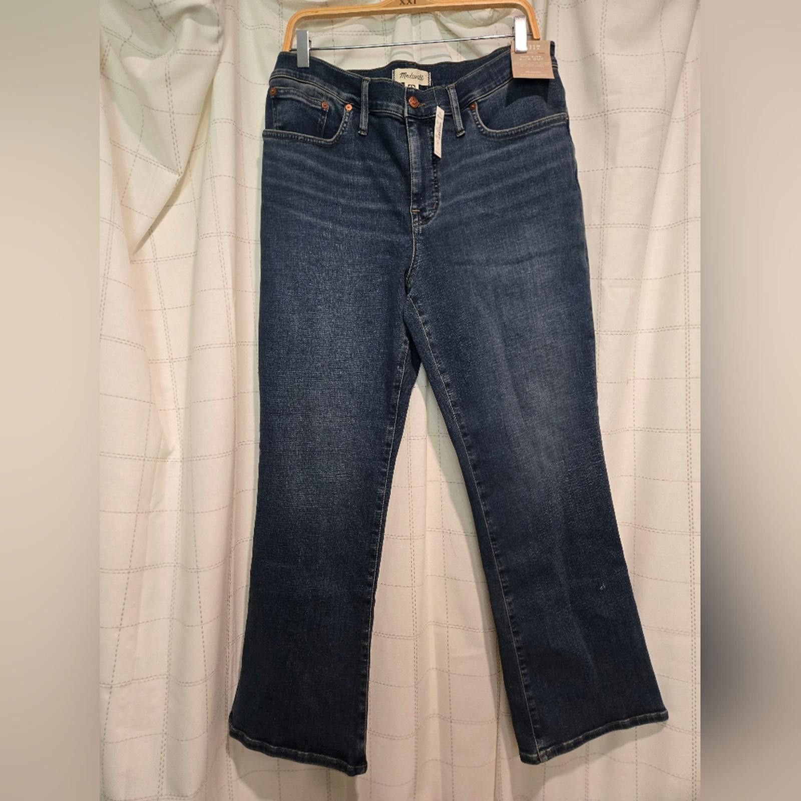 J.Crew Madewell Tall Kick Out Crop Jeans Size 30" / US 8 / IT 44 - 2 Thumbnail