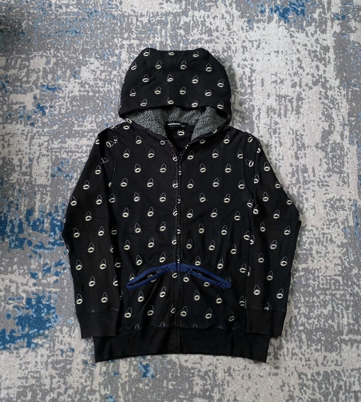 Issey Miyake Mercibeaucoup By Issey Miyake Emboidary Shark Hoodie Size US L / EU 52-54 / 3 - 1 Thumbnail