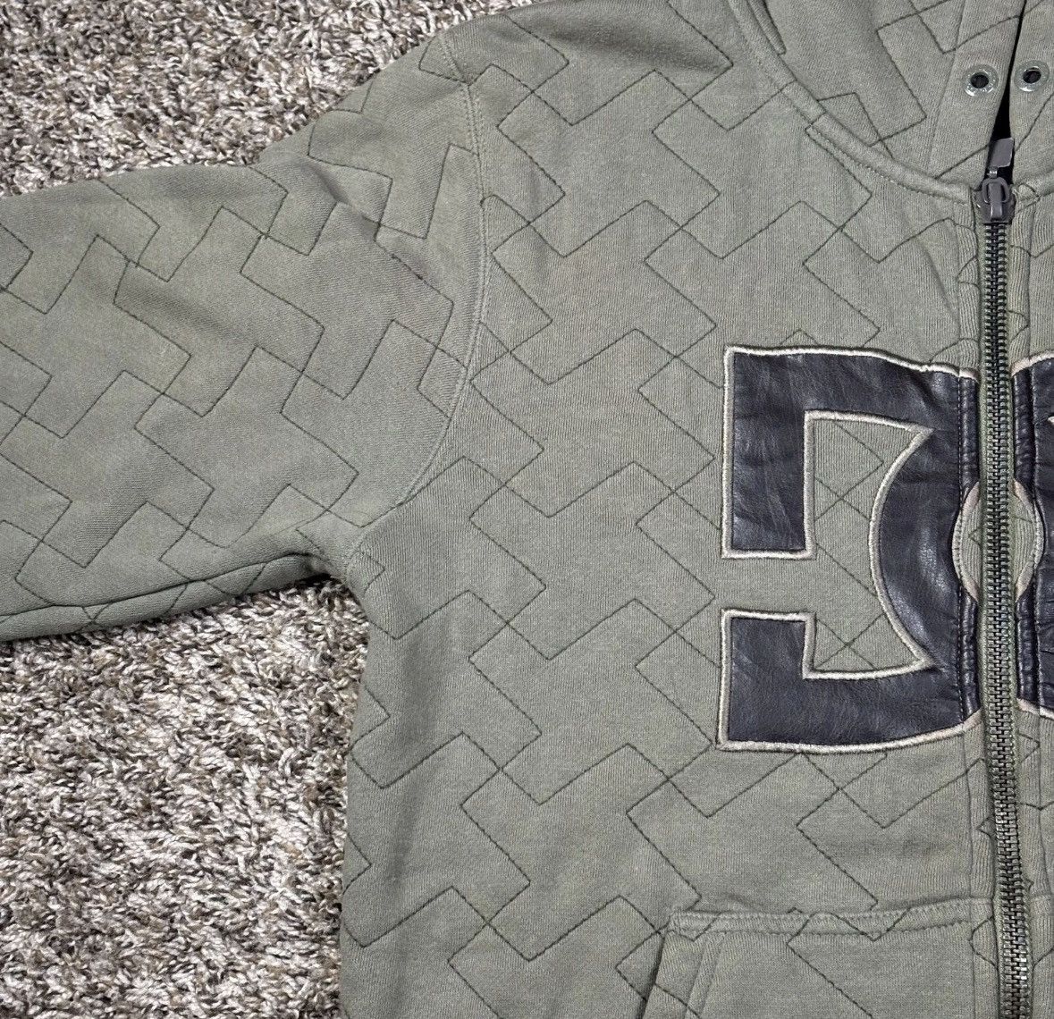 DC DC Shoes Hoodie Olive Embroidered Size US S / EU 44-46 / 1 - 6 Thumbnail