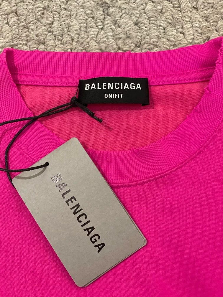 Balenciaga Balenciaga Dragon Fruit Slogan Logo Worn-out Damage Short S Size US XS / EU 42 / 0 - 6 Thumbnail