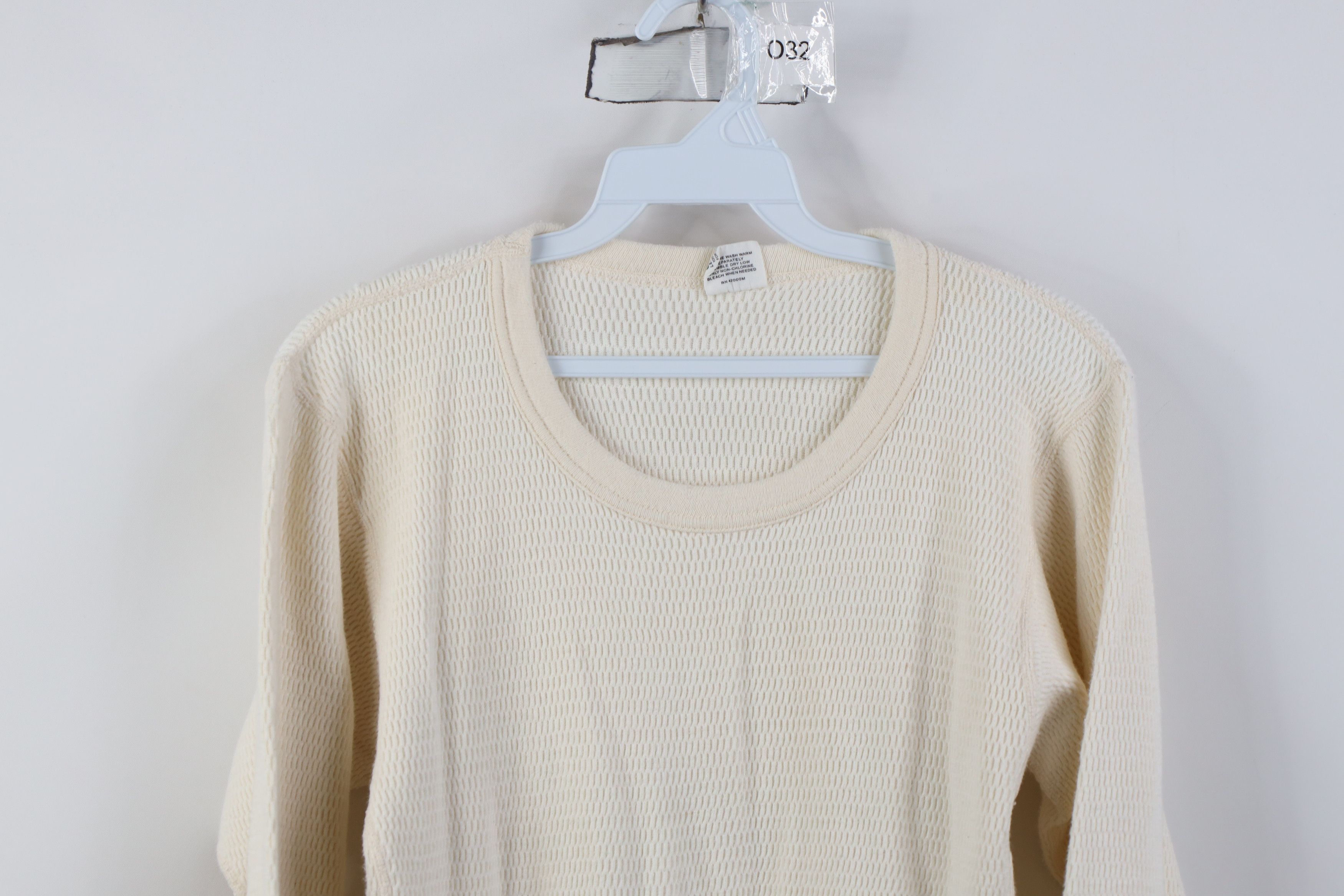 Vintage Vintage 70s Streetwear Waffle Knit Long Sleeve T-Shirt USA Size US L / EU 52-54 / 3 - 2 Thumbnail