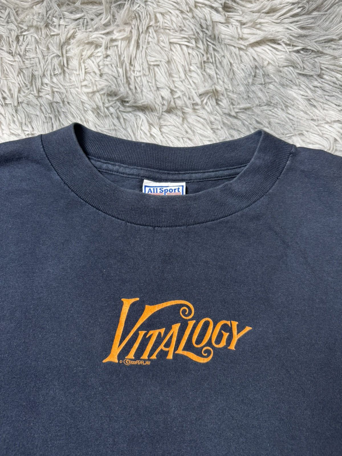 Vintage Vintage Pearl Jam Vitalogy Size US L / EU 52-54 / 3 - 6 Thumbnail