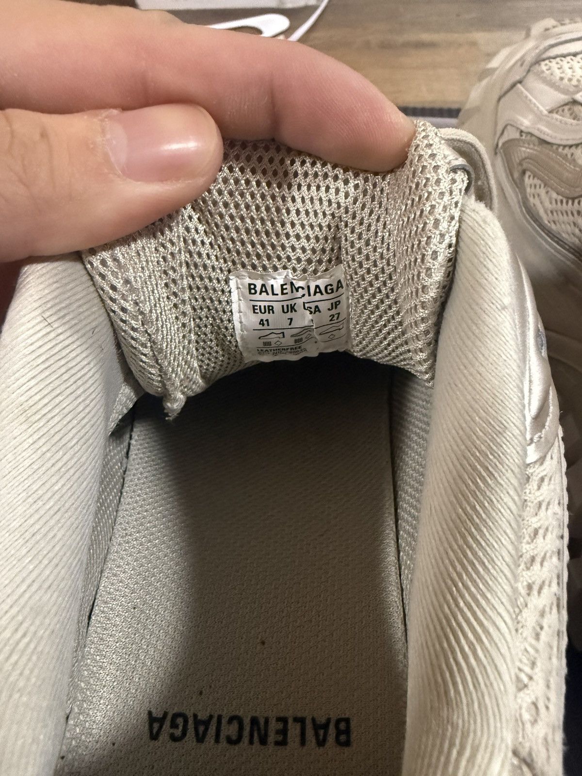 Balenciaga Balenciaga Defender/Bouncer Beige Size US 8 / EU 41 - 5 Thumbnail