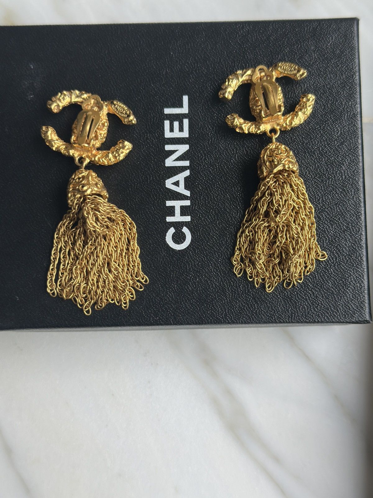 Chanel × Vintage 1990s vintage runway Chanel clip earrings Size ONE SIZE - 2 Thumbnail