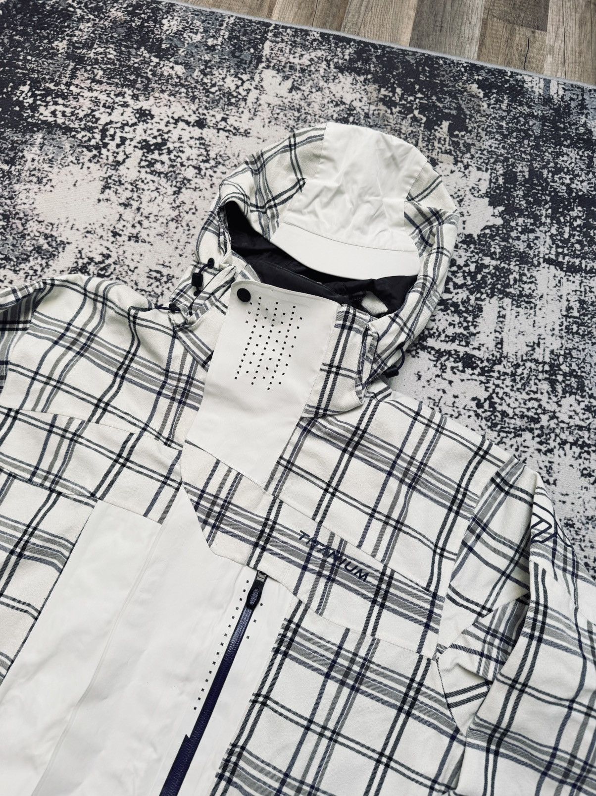 Columbia × Vintage 90’s Columbia Omni-Tech Waterproof titanium Windbreaker M Size US M / EU 48-50 / 2 - 2 Thumbnail