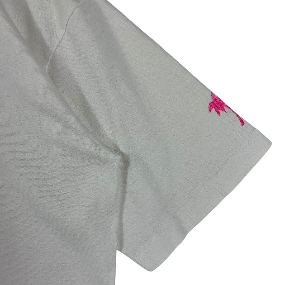 Vintage Vintage 90s LOCAL MOTION big logo back hit Surfing tee Size US L / EU 52-54 / 3 - 7 Thumbnail