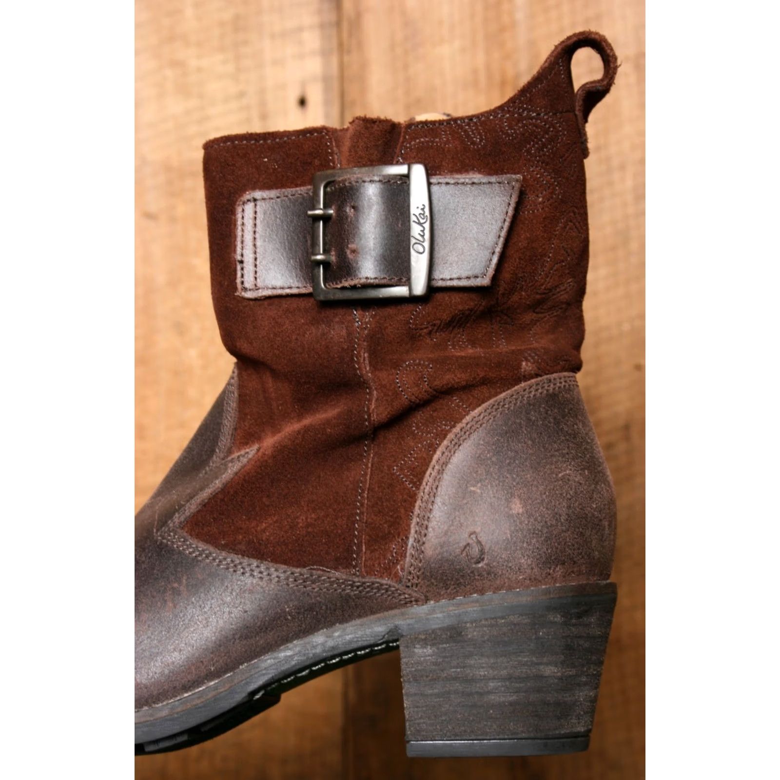 Olukai VINTAGE OluKai 'Kaiulani' Brown Distressed Leather & Suede Ankle Boots EUR 38.5 US 8.5 Womens Bootie Leather Brown Size US 9 / IT 39 - 7 Thumbnail