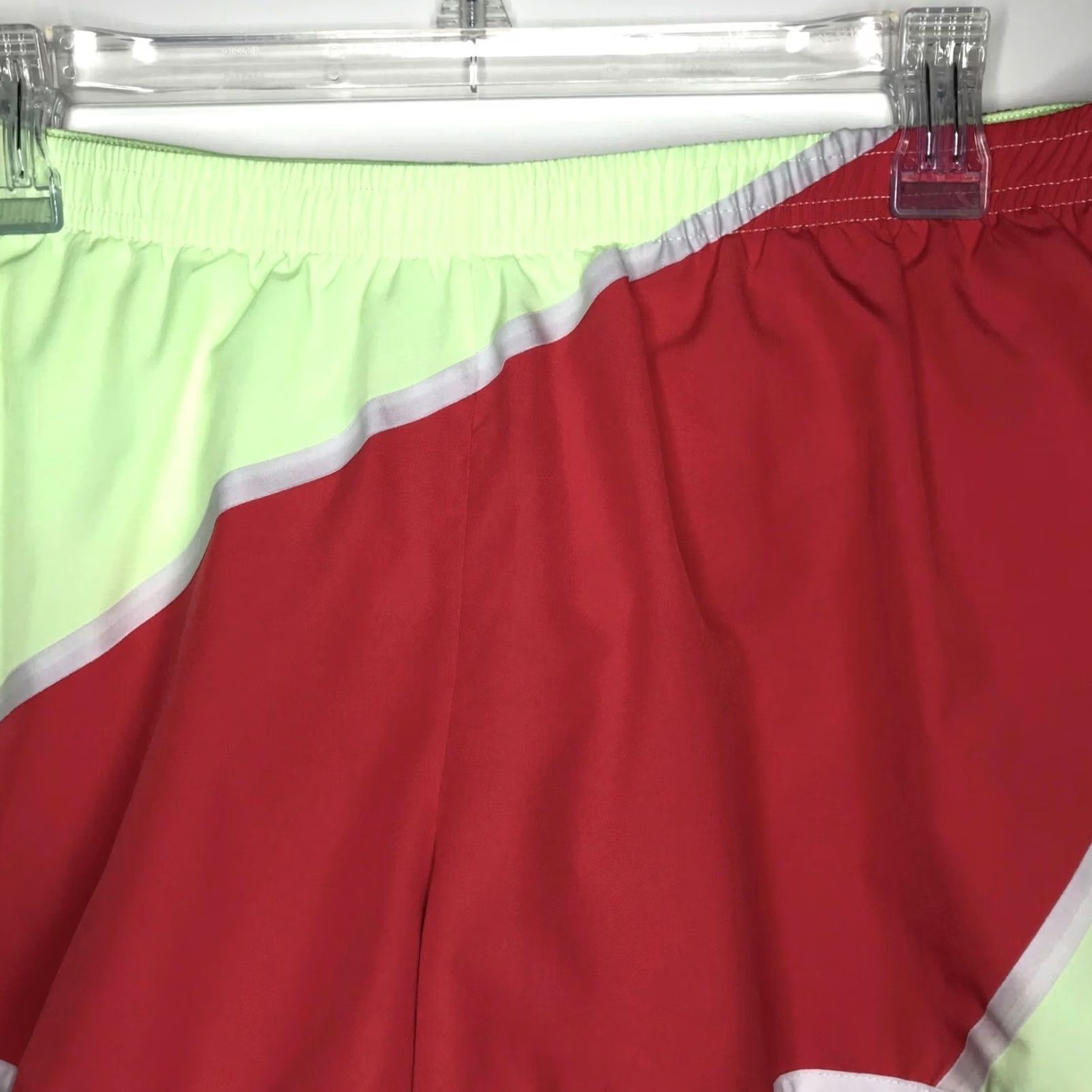 Nike Nike Dri Fit Running Shorts Womens Large Green Red Zip Pocket Activewear Size 36" / US 14 / IT 50 - 3 Thumbnail
