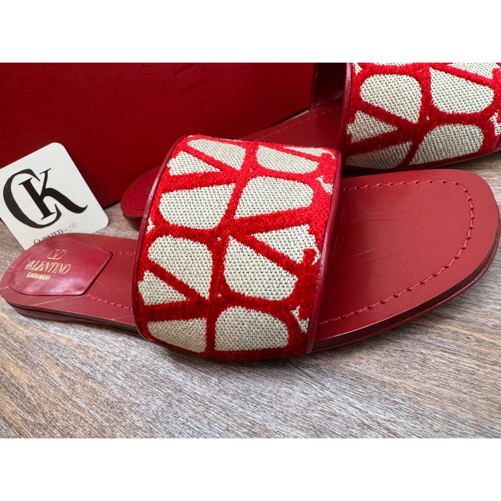 Valentino Valentino Garavani Red Ivory Jacquard Slides | Sz 40.5 | NIB Size US 10.5 / IT 40.5 - 2 Thumbnail