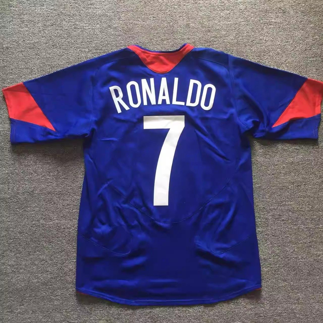 Other 2005 2006 MUFC#7 C Ronaldo Jersey Size US S / EU 44-46 / 1 - 1 Thumbnail