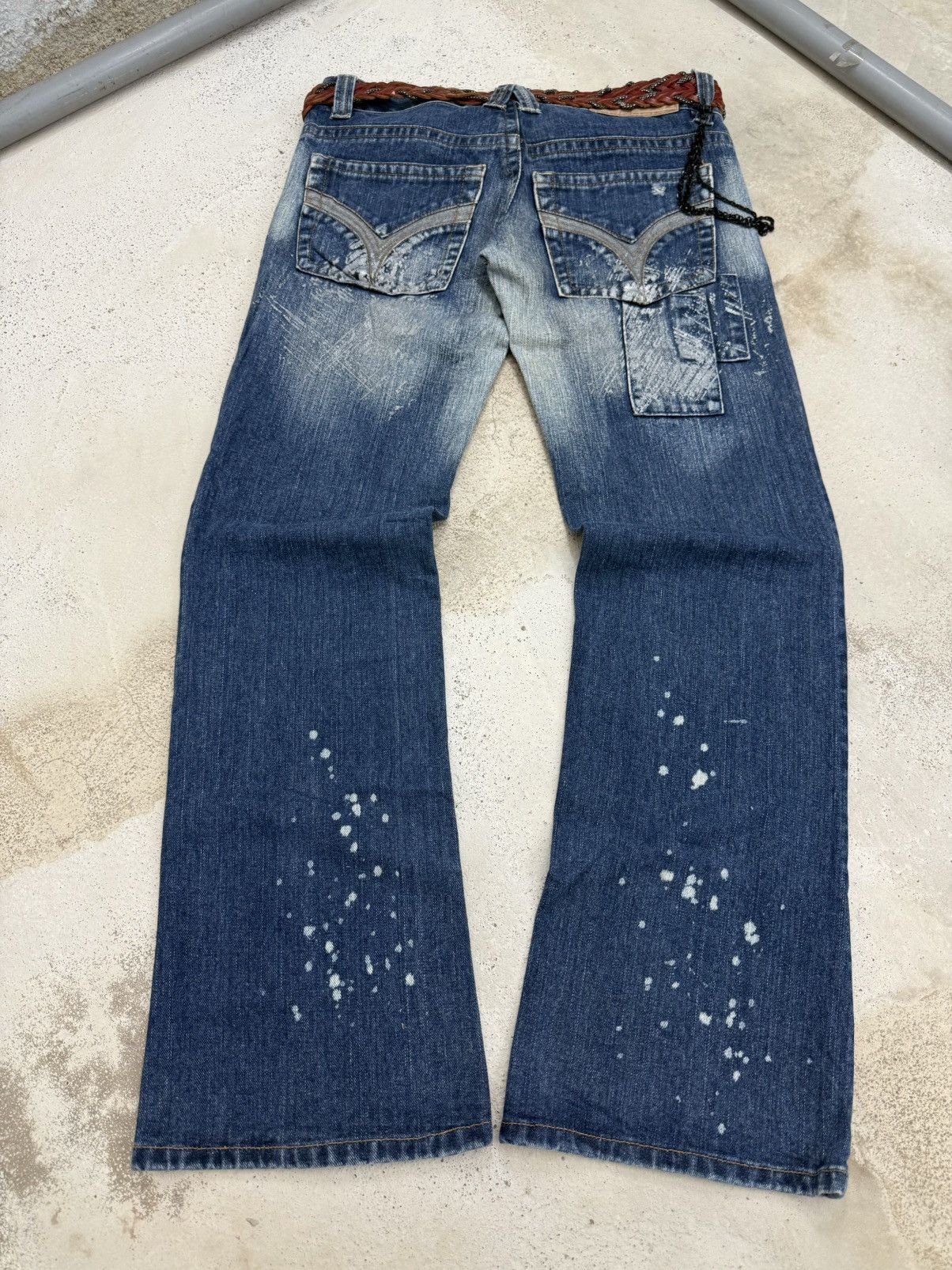 5351 POUR LES HOMMES × Japanese Brand × Le Grande Bleu (L.G.B.) Skybomber Japan Patchwork Painter Low Rise Flared Jeans Size US 30 / EU 46 - 2 Thumbnail