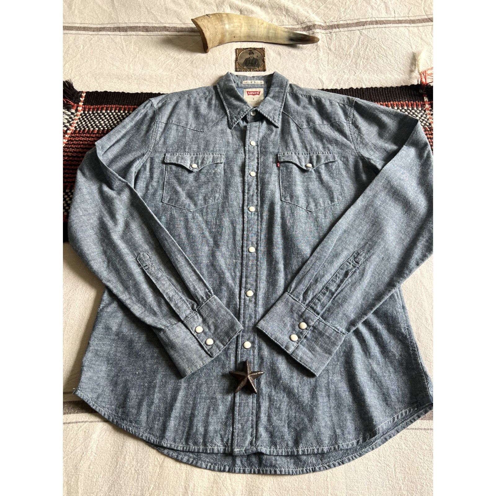 Levi's VINTAGE LEVIS Chambray Barstow Western Shirt M 2014 Pearl Snaps Mint Blue Solid Mens Regular Size US M / EU 48-50 / 2 - 7 Thumbnail
