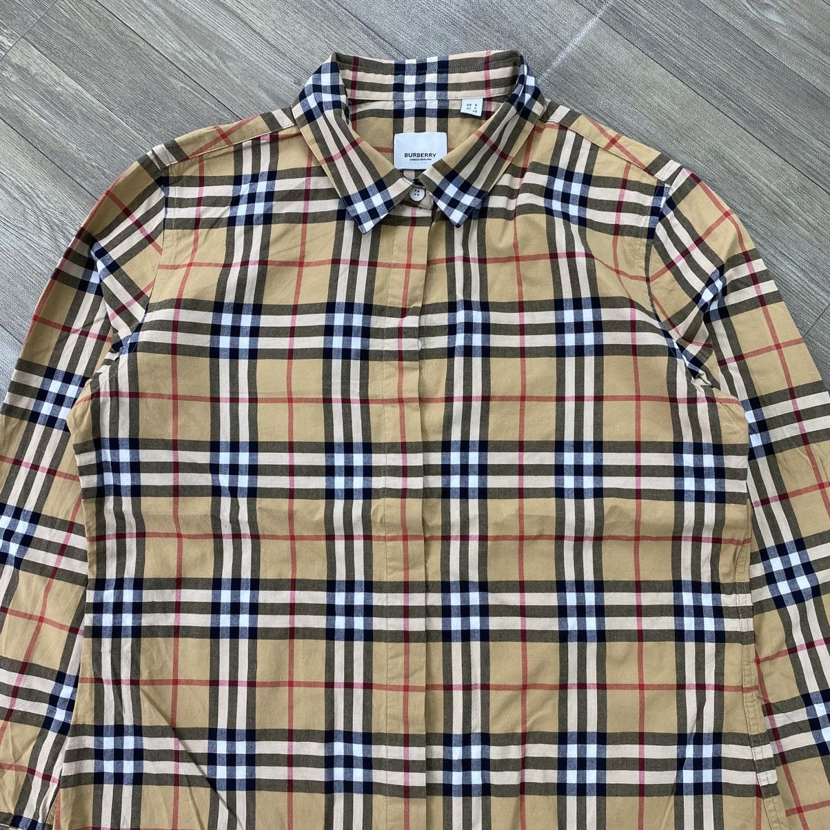 Burberry Burberry London Nova Check Plaid Button Up Shirt Luxury Size US S / EU 44-46 / 1 - 2 Thumbnail