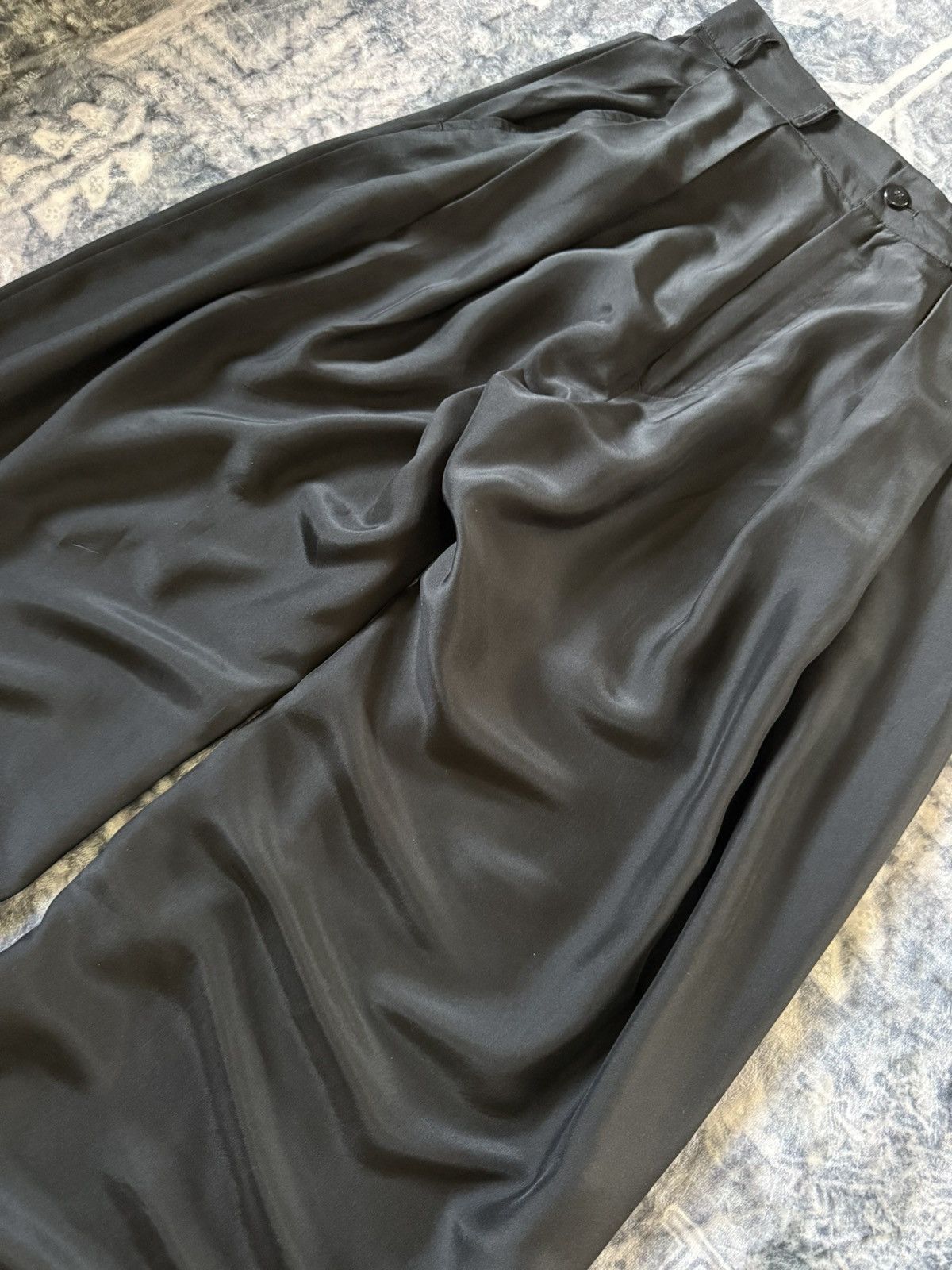 Yohji Yamamoto S/S 04 YOHJI YAMAMOTO Pleated Wide Leg Black Silk Pants Size US 30 / EU 46 - 4 Thumbnail