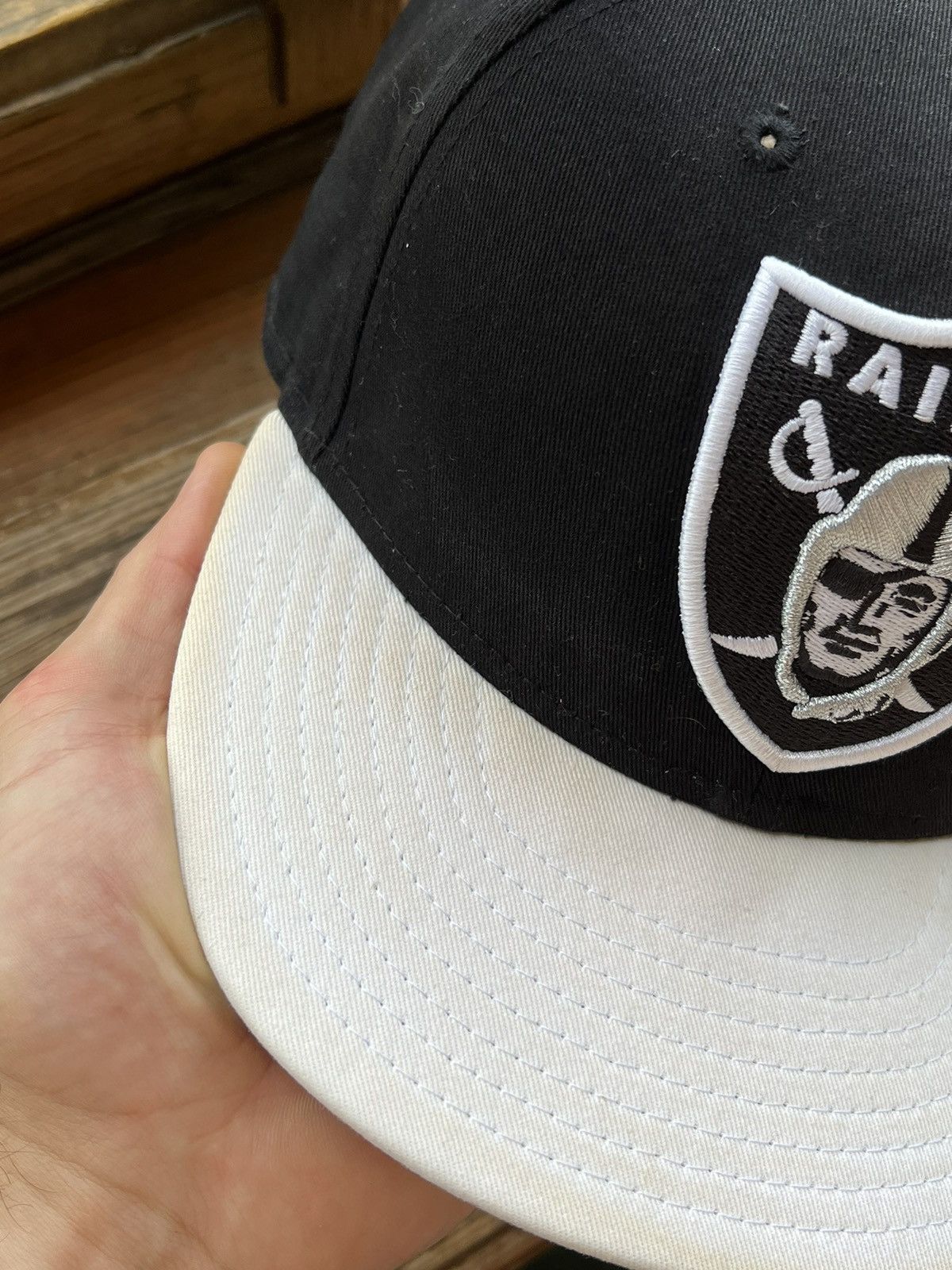 NFL Vintage 90s Oakland Raiders Cap Hat Trucker NFL Streetwear Size ONE SIZE - 3 Thumbnail