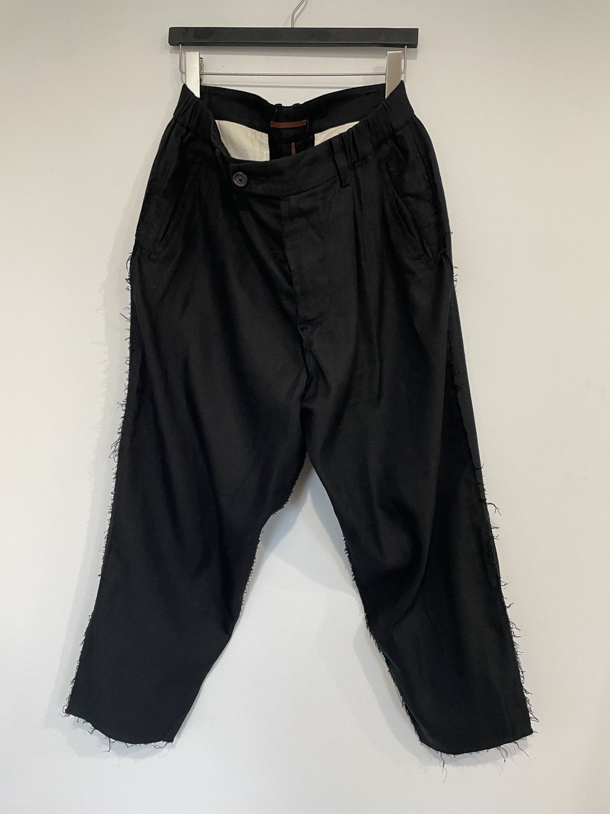 Ziggy Chen SS20 RAW EDGE COTTON LINEN VISCOSE CROPPED TROUSERS Size US 34 / EU 50 - 1 Thumbnail