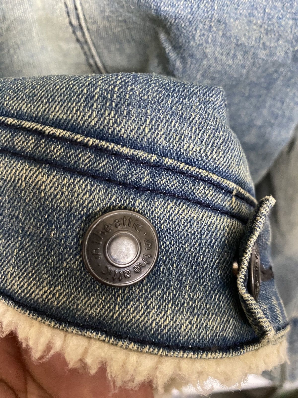 In The Attic Rare 2000s In The Attic Sherpa Denim Jacket Size US L / EU 52-54 / 3 - 13 Thumbnail