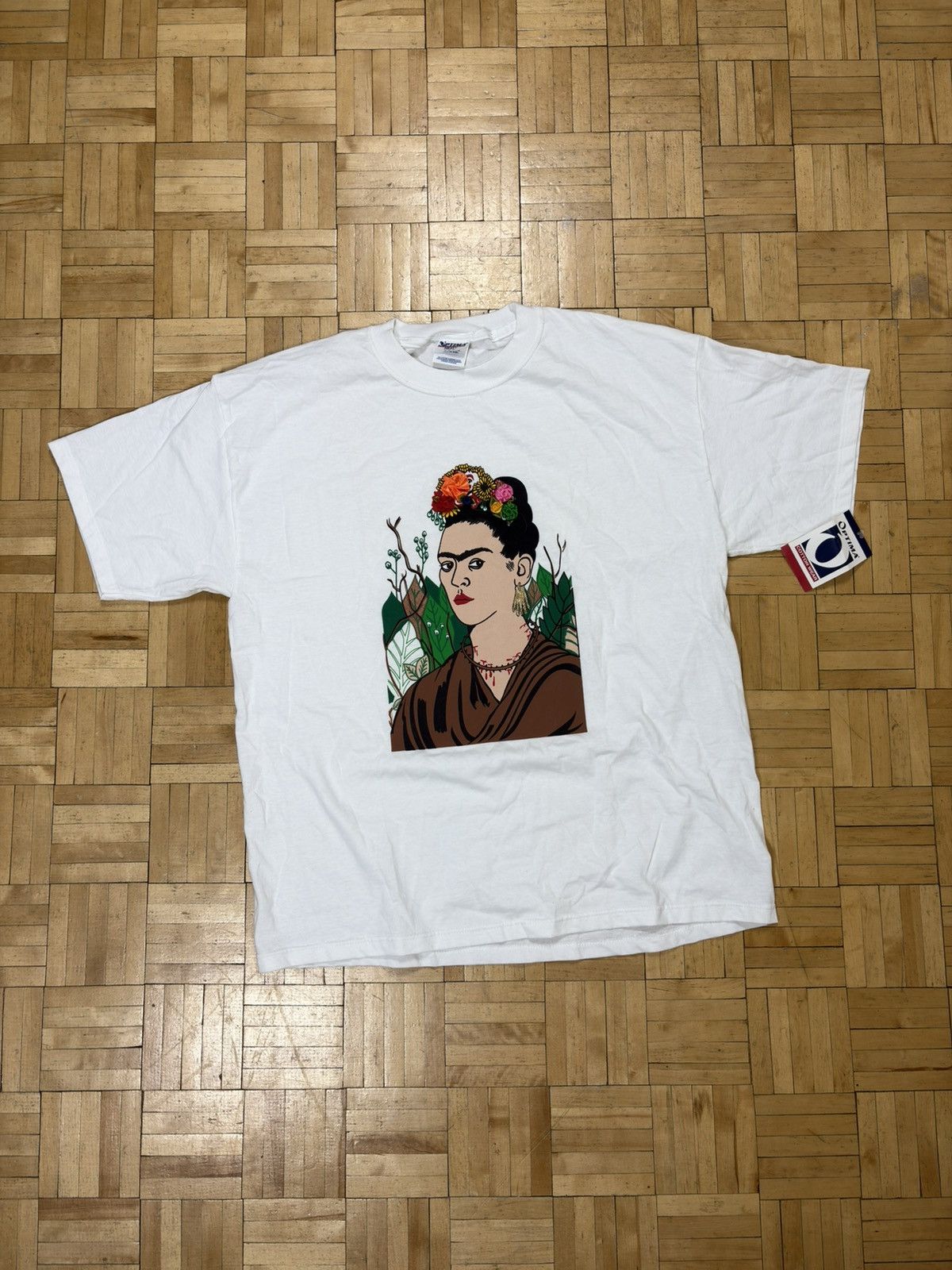 Frida Kahlo 00s Vintage 3D Flowers T-Shirt art