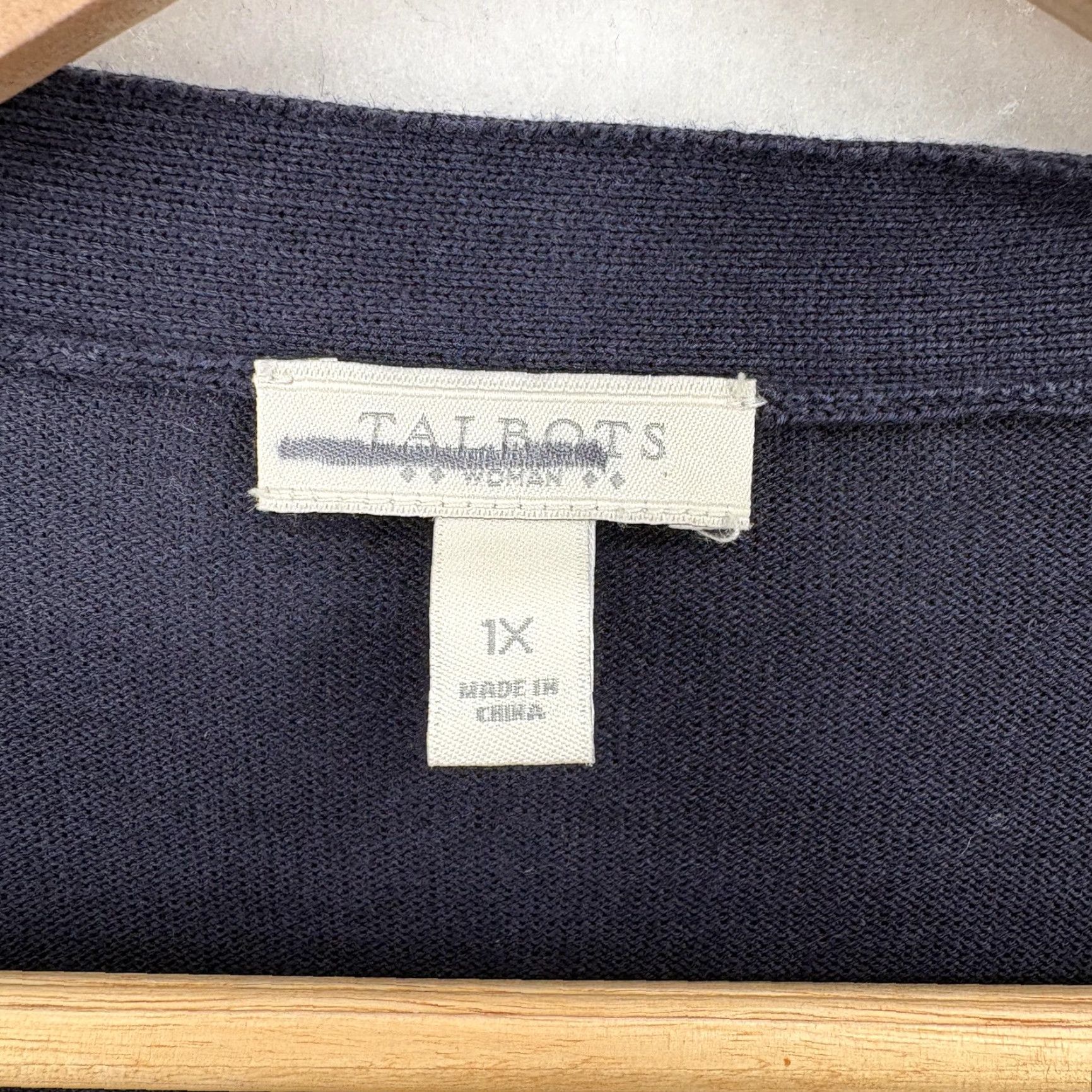 Talbots Talbots Cardigan Sweater Womens 1X Navy Blue Longline Button Front Pockets Rayon Size XL / US 12-14 / IT 48-50 - 4 Thumbnail
