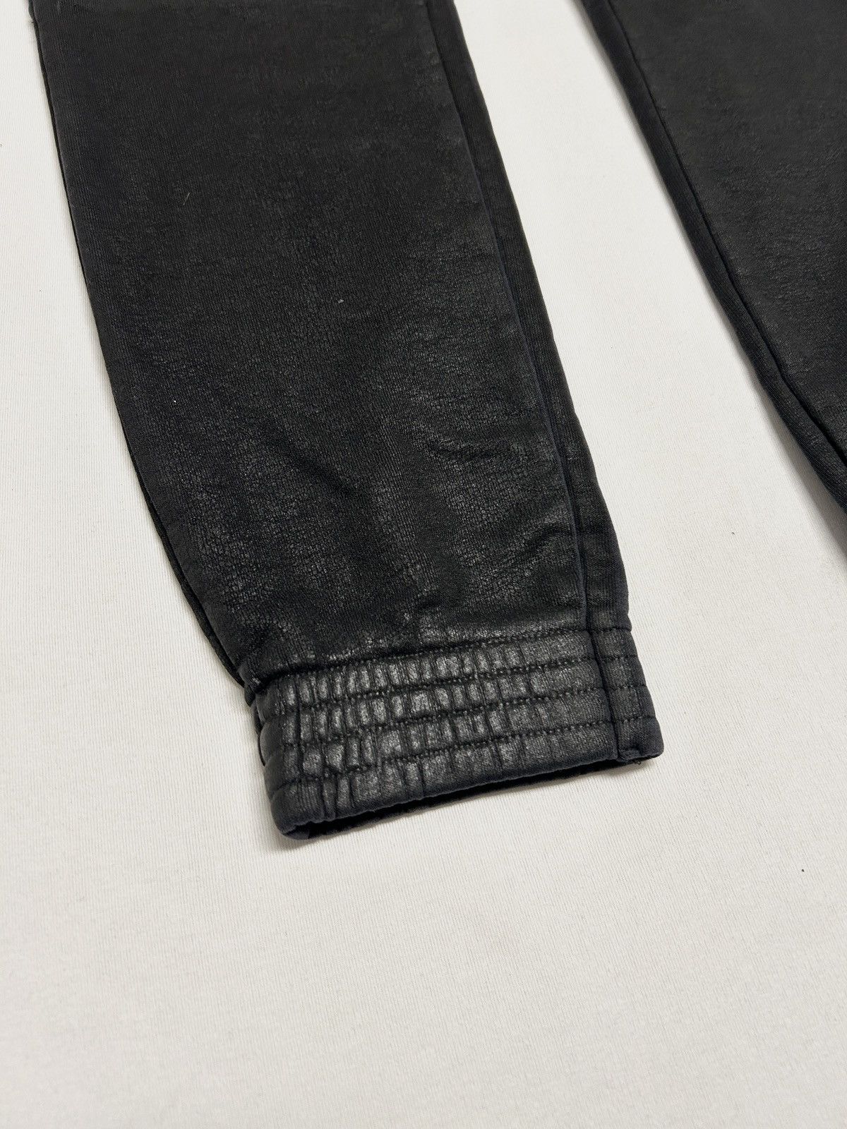 Maison Margiela FW2014 Waxed Sweatpants Size US 30 / EU 46 - 3 Thumbnail