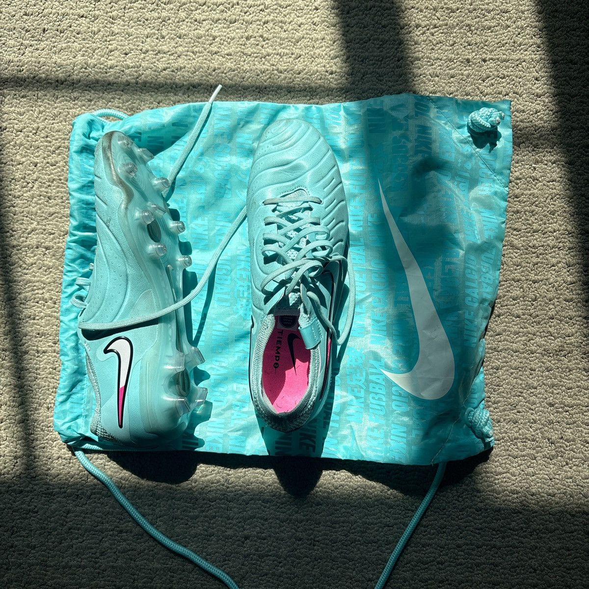 Nike Nike aqua blue cleats Size US 7.5 / EU 40-41 - 2 Thumbnail