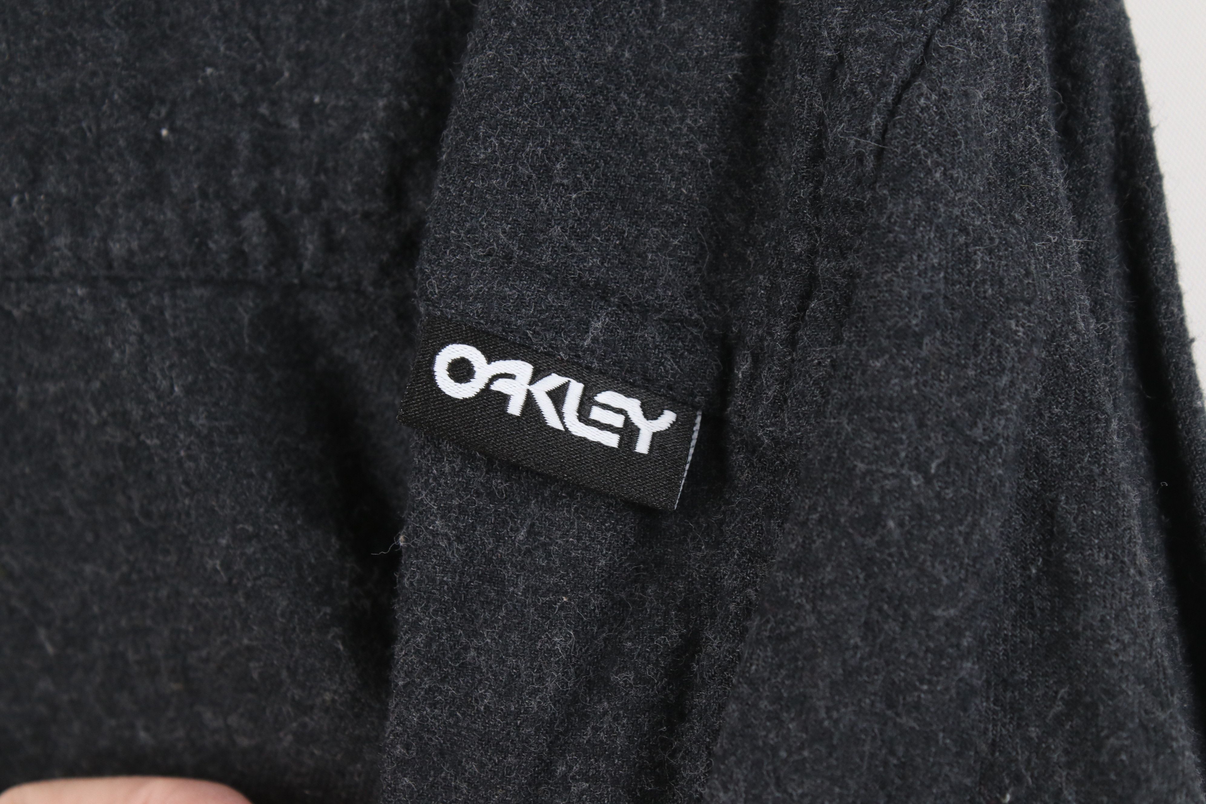 Oakley Vintage Oakley Flannel Collared Button Shirt Charcoal Gray Size US XL / EU 56 / 4 - 13 Thumbnail
