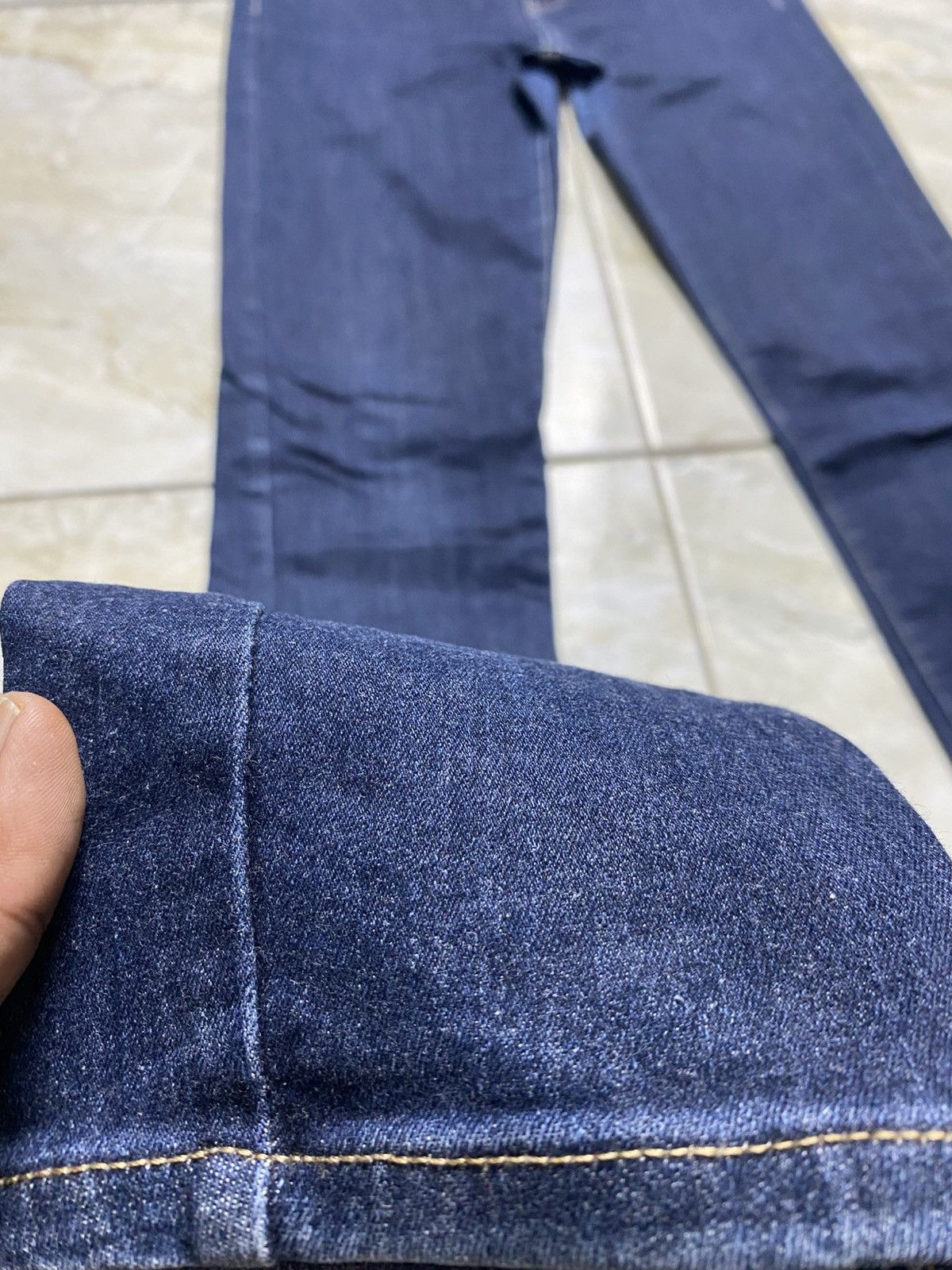 Japanese Brand Skinny Uniqlo Jeans Size 28" / US 6 / IT 42 - 8 Thumbnail