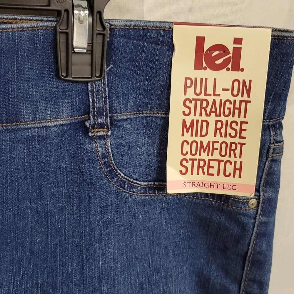L.E.I. Lei Pull On Straight Leg Mid- Rise Comfort Stretch 2XL Juni Size 42" / US 20 - 3 Thumbnail