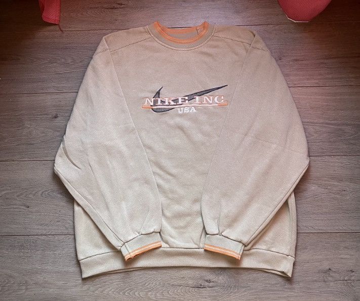 Nike Nike Trashed Big Logo Y2K Sweatshirt 90s Vintage Size US L / EU 52-54 / 3 - 1 Thumbnail