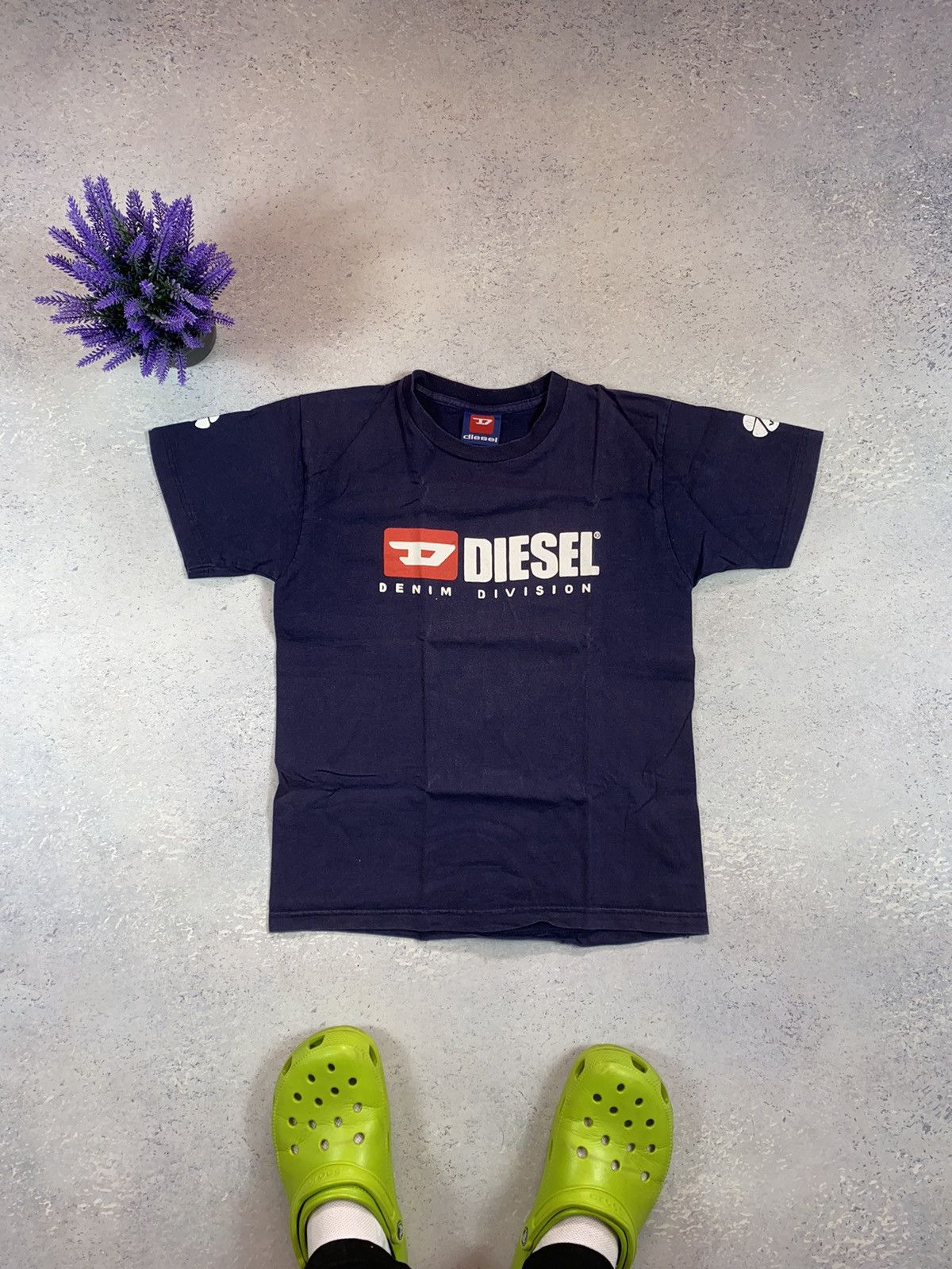 Diesel × Japanese Brand × Vintage Vintage Diesel Men’s Blue T-shirt With Big Centre Logo Size US S / EU 44-46 / 1 - 2 Thumbnail