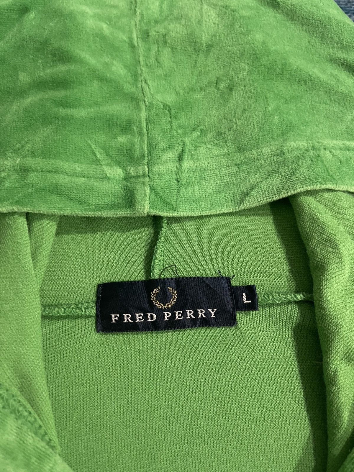 Fred Perry × Vintage Vintage Fred Perry Velvet Green Hoodie Jacket Size US L / EU 52-54 / 3 - 15 Thumbnail