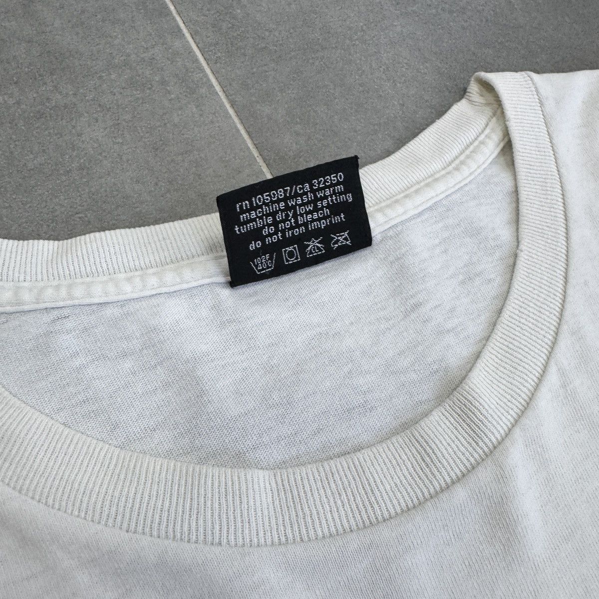 Quiksilver Vintage Quiksilver Center Logo Surf Style Y2K Men T-Shirt Size US XL / EU 56 / 4 - 10 Thumbnail