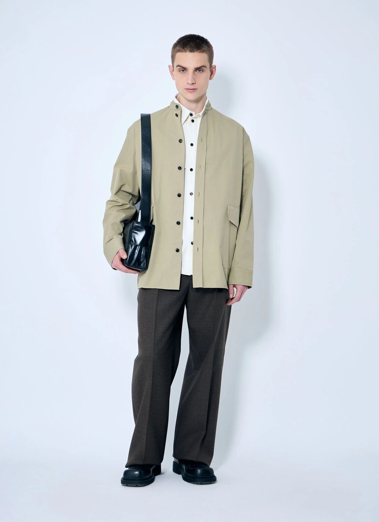 Bottega Veneta o1loc1c0426 814028 Light Cotton Twill Overshirt in Beige Size US S / EU 44-46 / 1 - 2 Thumbnail
