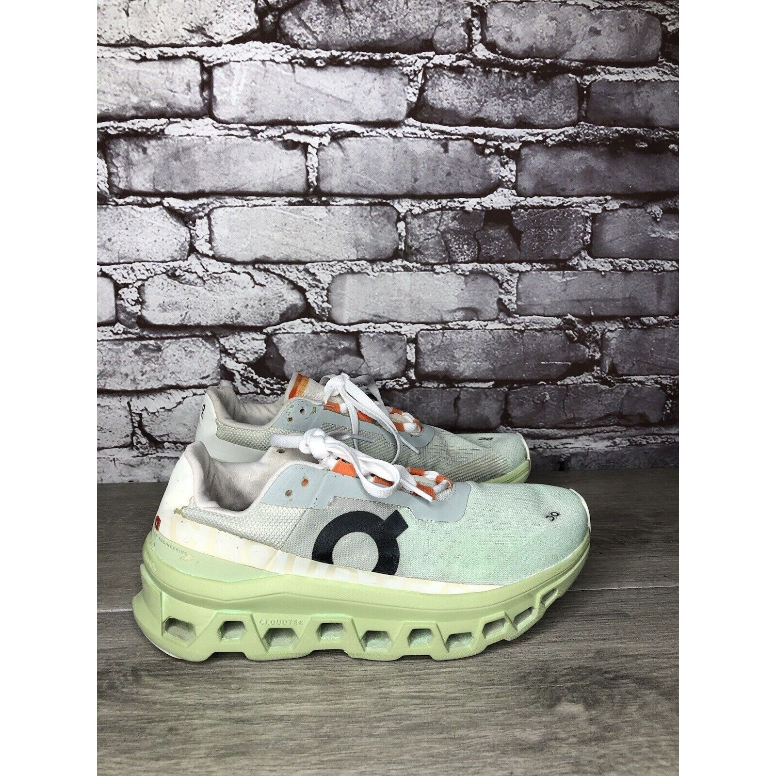 On On Cloud Wide Lime Green Gray White LaceUp Gym Running Shoes Size US 8 / IT 38 - 20 Thumbnail