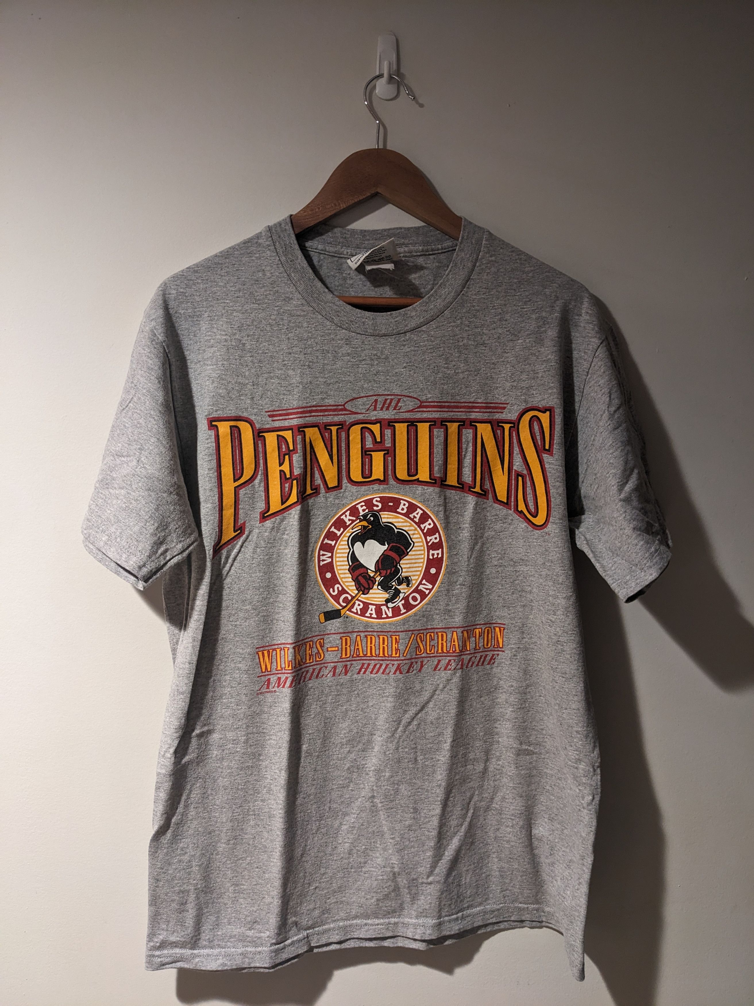 Lee Vintage 90s Wilkes-Barre Penguins Scranton T-Shirt Size US M / EU 48-50 / 2 - 1 Thumbnail