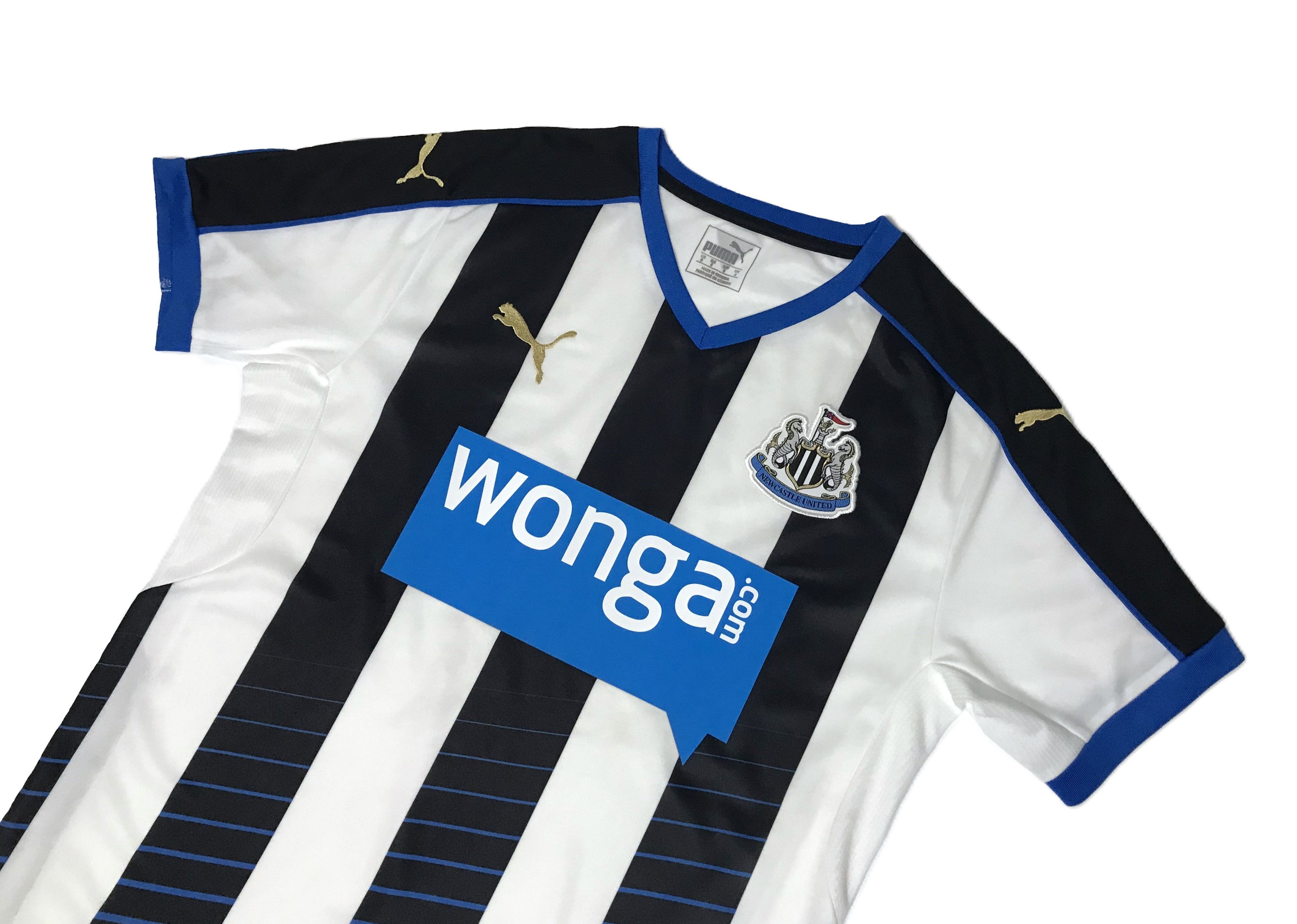 Puma Newcastle United 2015-2016 Home Football Shirt Soccer Jersey Size US S / EU 44-46 / 1 - 4 Thumbnail