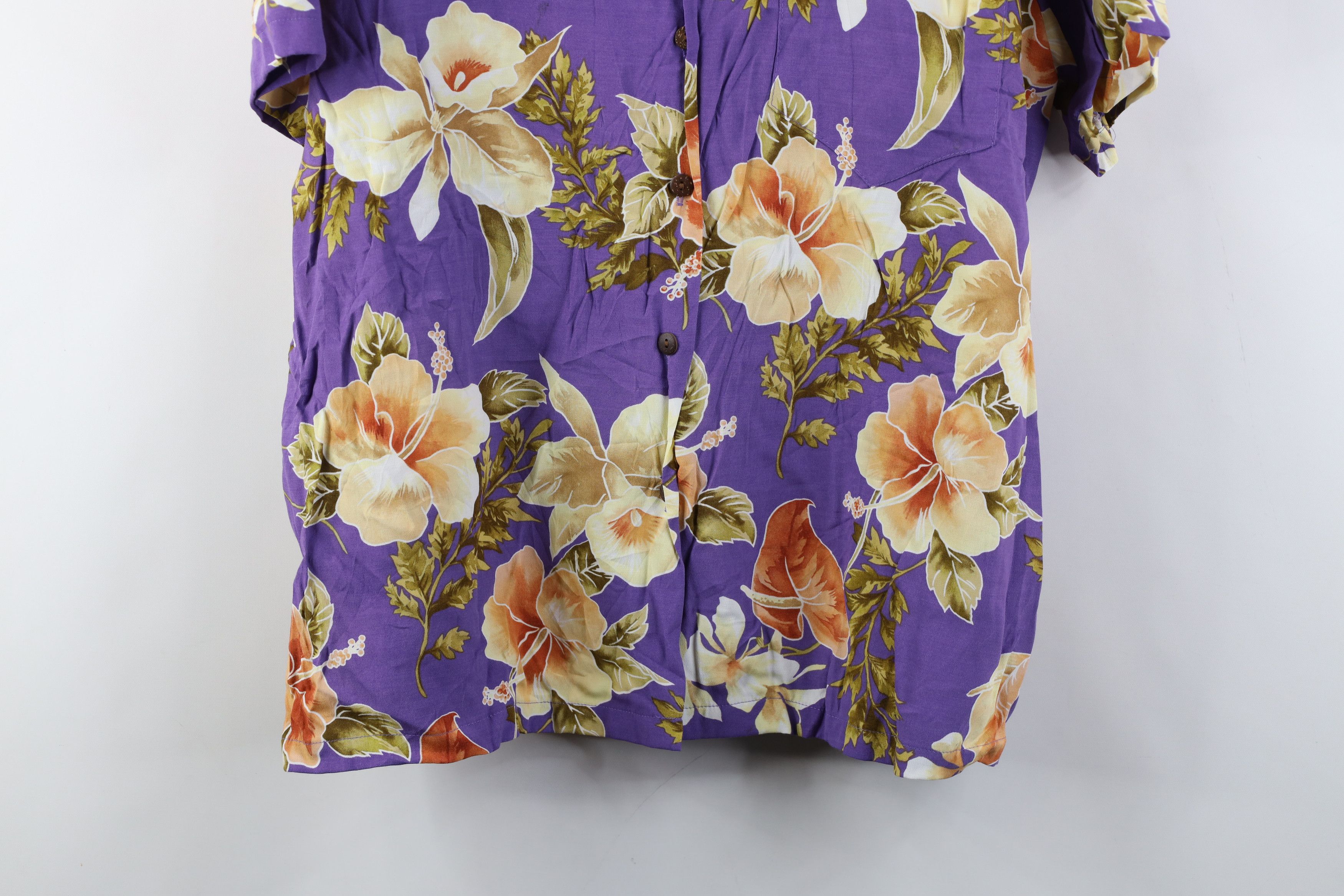 Vintage Vintage 90s Streetwear Rayon Gabardine Hawaiian Button Shirt Size M / US 6-8 / IT 42-44 - 3 Thumbnail