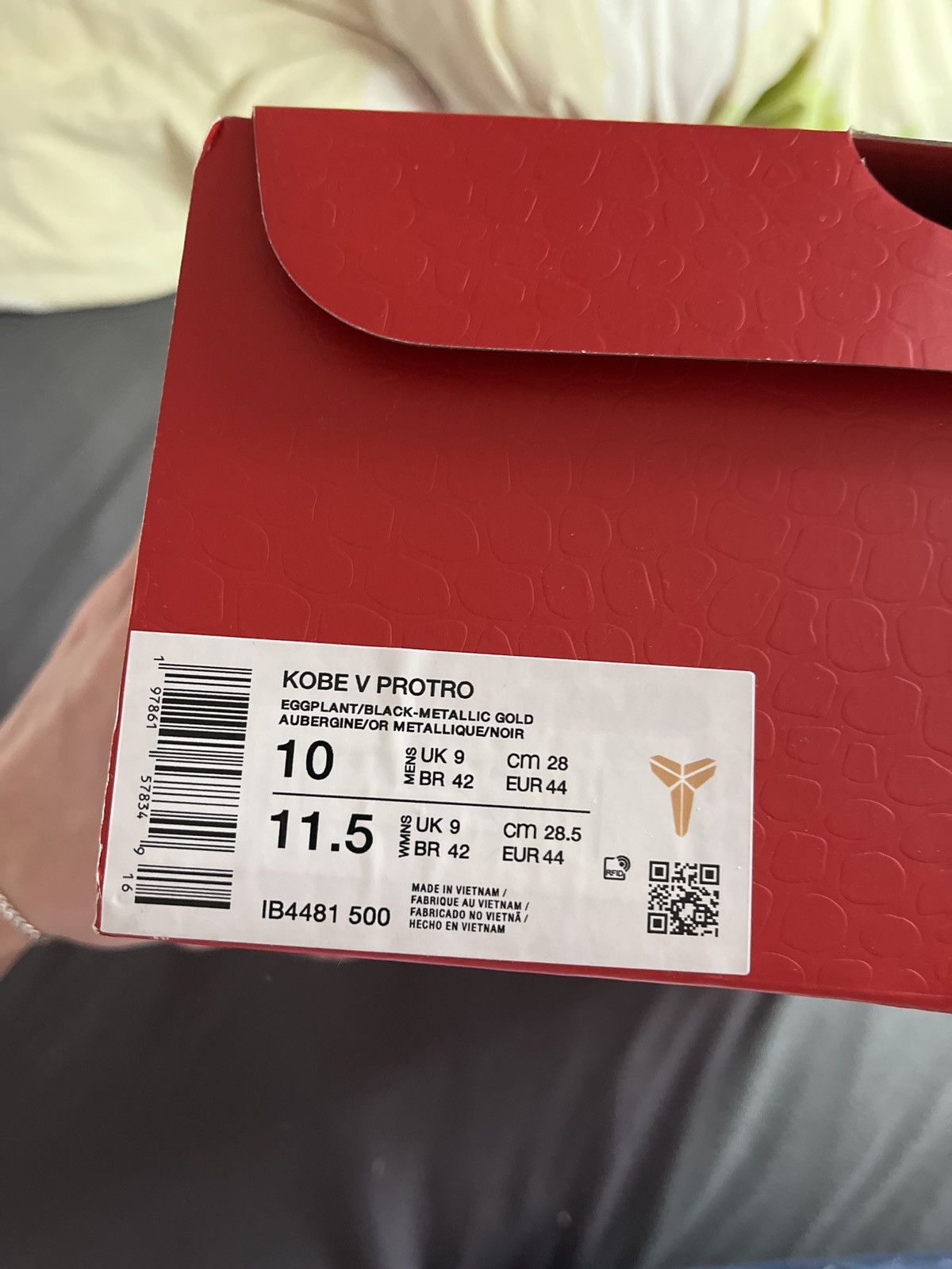 Nike Kobe V protro Size US 10.5 / EU 43-44 - 9 Thumbnail